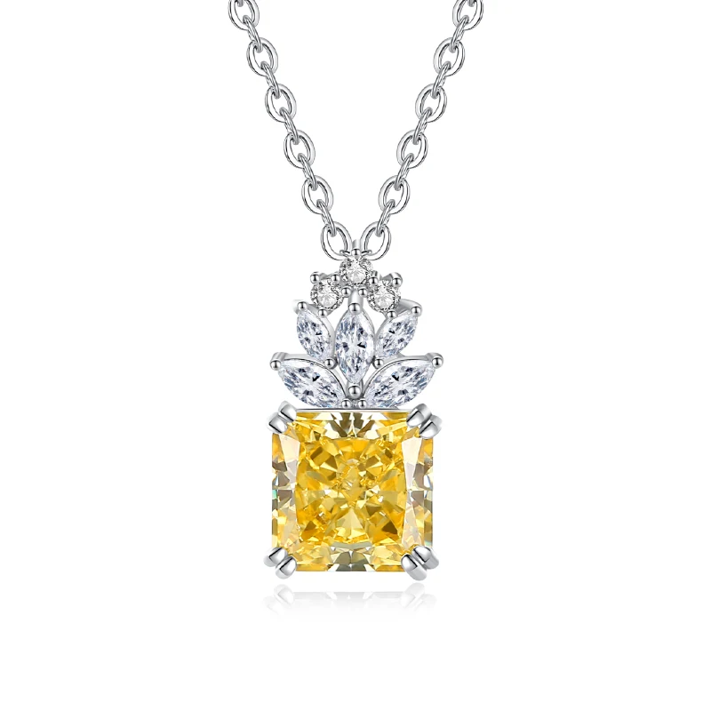 

Cute Women Pineapple shaped designed 925 sterling silver yellow ice flower cut zircon pendant necklace