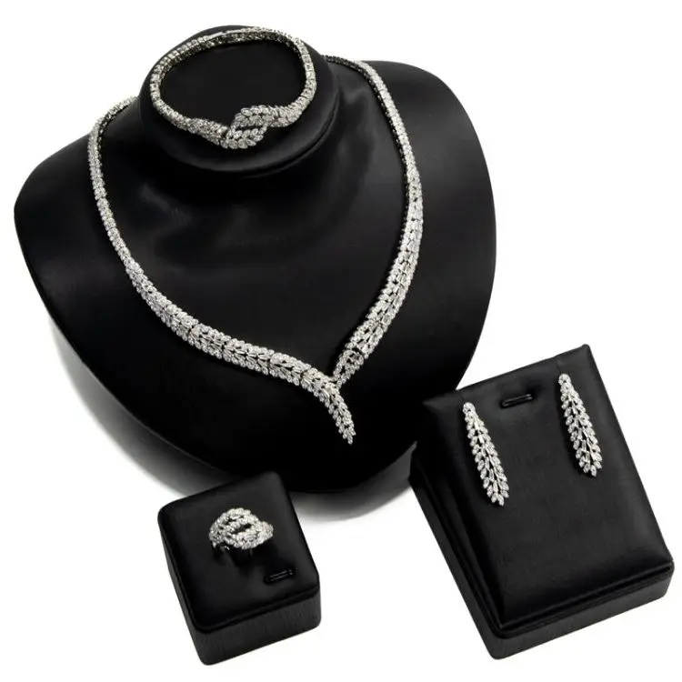 

925 Silver 18k Plated 4pcs Wedding Zircon Woman Fashion Jewelry Set