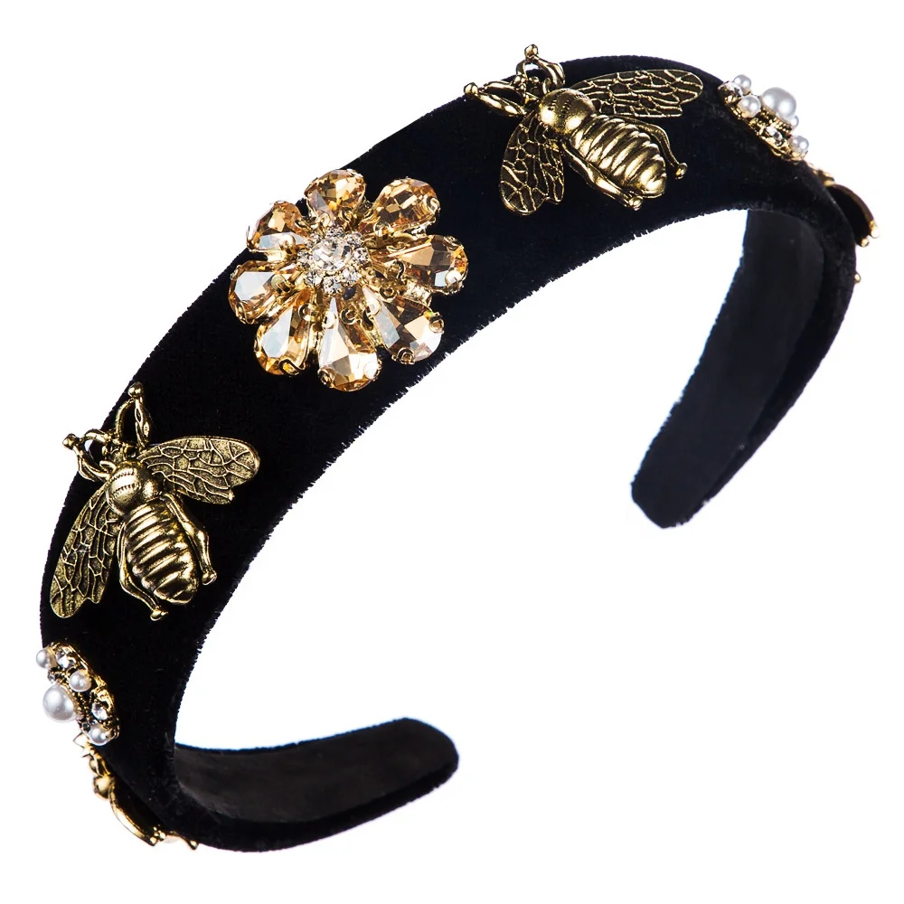 

Luxury Baroque Simulated Pearl Bee Headband for Woman Vintage Black Velvet Crystal Hair Hoop Bezel Woman Party Hair Accessories, Picture shows