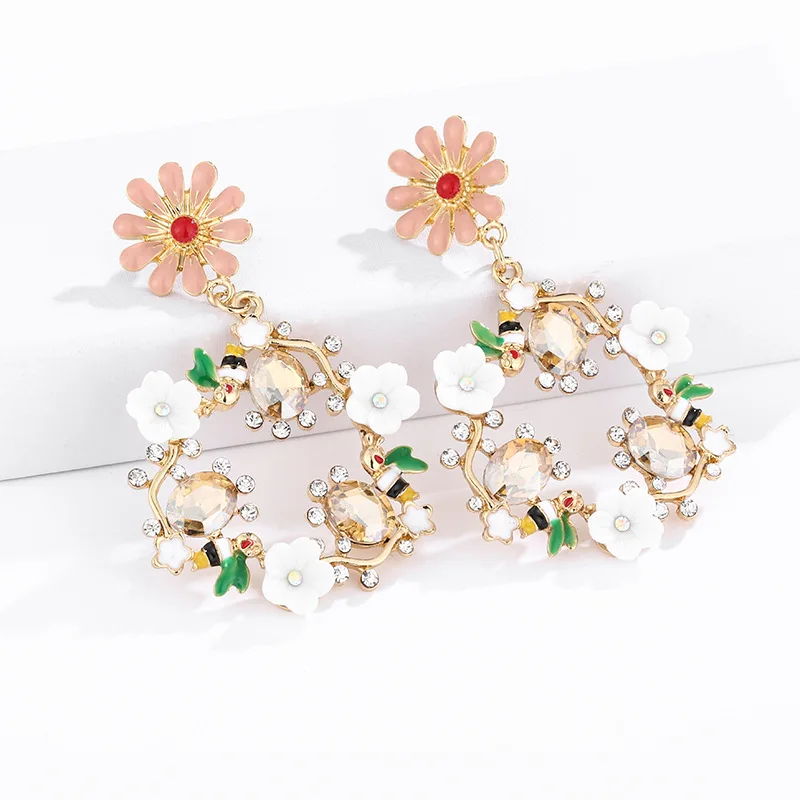 

Designer jewelry famous brands ladies classic flower earring luxury earrings wholesale, Gold color