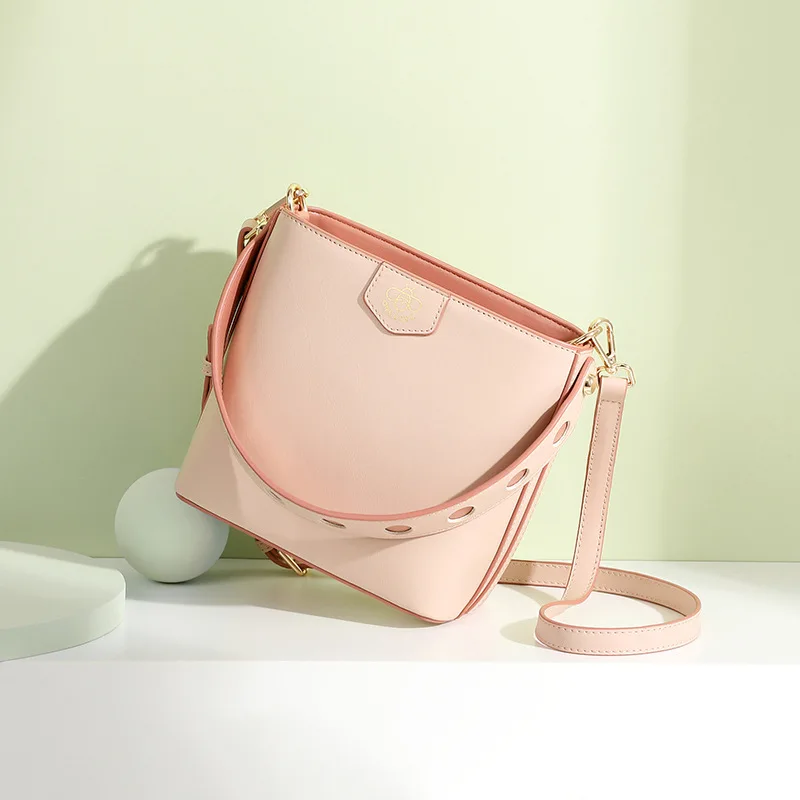 

EM575 Wholesale autumn and winter simple stylish designer bucket handbags for women