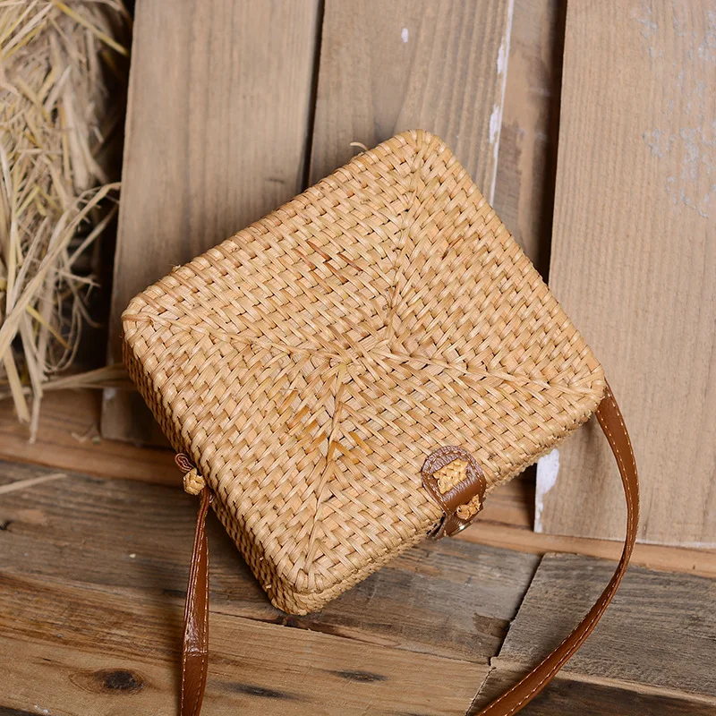 

Handmade rattan natural retro bag girls travel one-shoulder beach bag