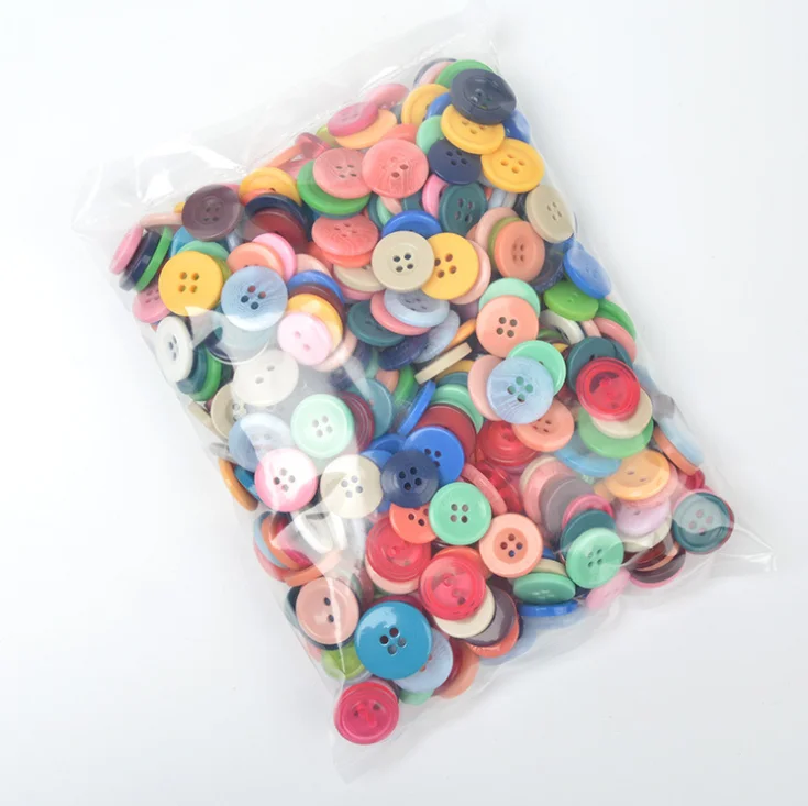 

4 Holes 2 Holes Colorful Flat Stitched Buttons Craft Sewing Resin Plastic Button for Coat Garment Clothing Shirt, Mixed color