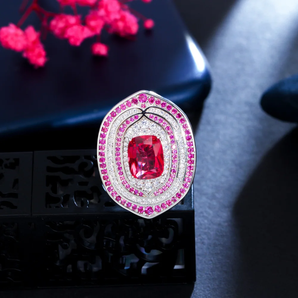 

Luxury Rose Red Cubic Zircon Crystal Paved Ladies Big Chunky Adjustable Engagement Wedding Rings for Bridal Statement Jewelry