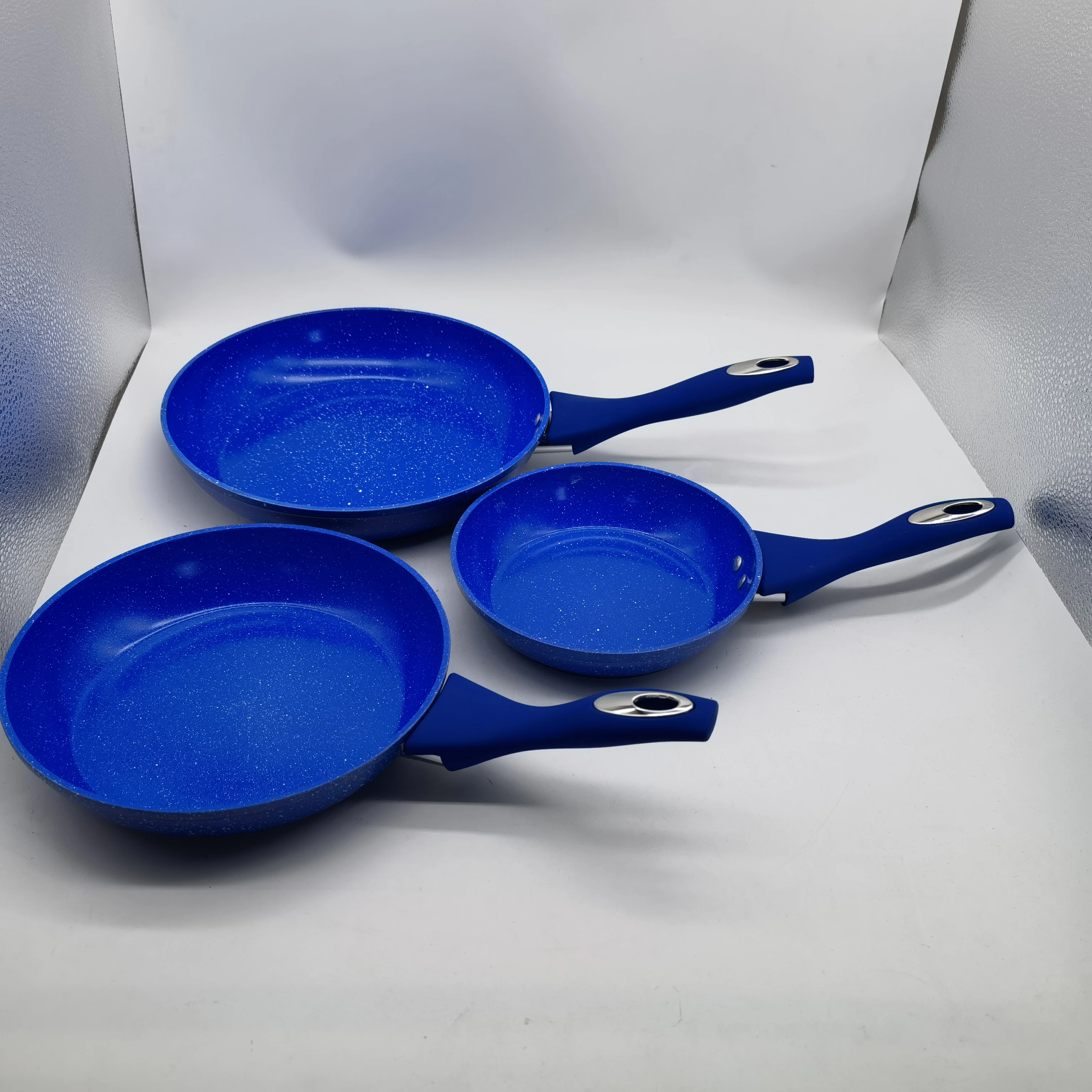 

Marble ceramic coating Forged Die Cast Aluminum non-stick frypan set with soft touch handle, Customized color