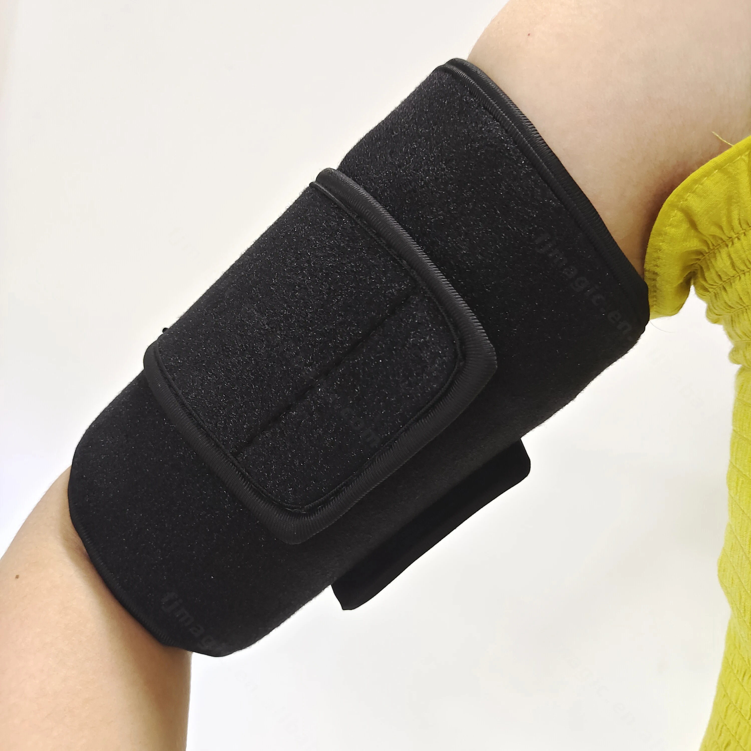 

Wholesale sell like hot cakes red light infrared weight loss physiotherapy slimming and sore arm band, Black