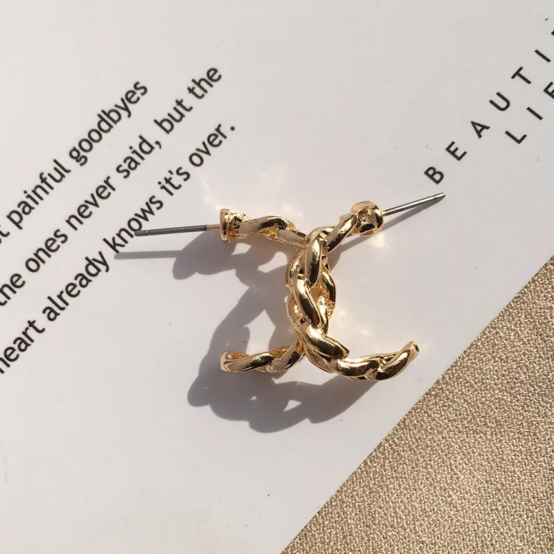 

2020 Wholesale Metal Gold Plated Woven Chain C Shape Hoop Earrings, Picture shows/custom color