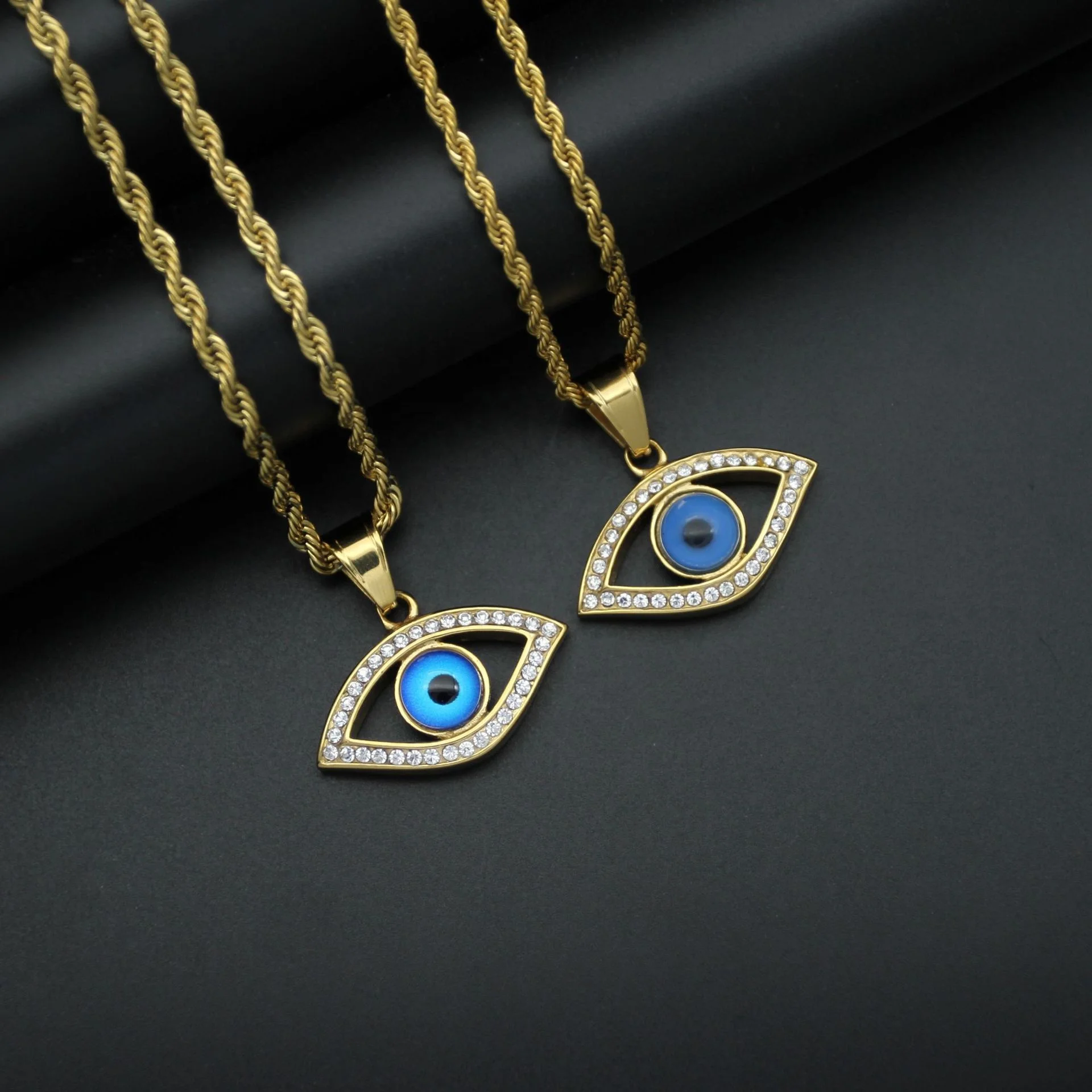 

2021 New Design 18K Gold Chains Titanium Stainless Steel Turkish Devil Eye Necklace Long Chain Blue Eyes Pendant Necklace