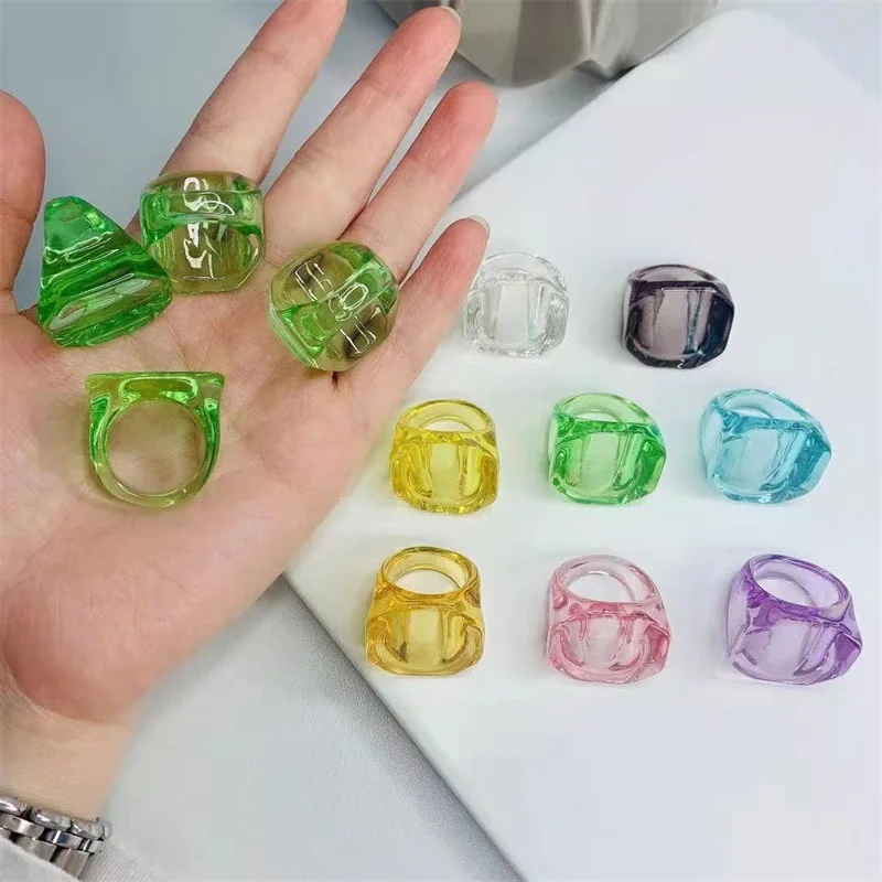 

2021 Sailing Jewelry 2021 New Aesthetic Stackable Colorful Resin Ring Vintage Stacking Resin Band Ring