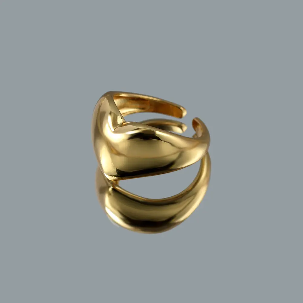 

High Quality Fashion Wide Face Gold Plated Design Heart Shape Rings For Female Finger Jewelry