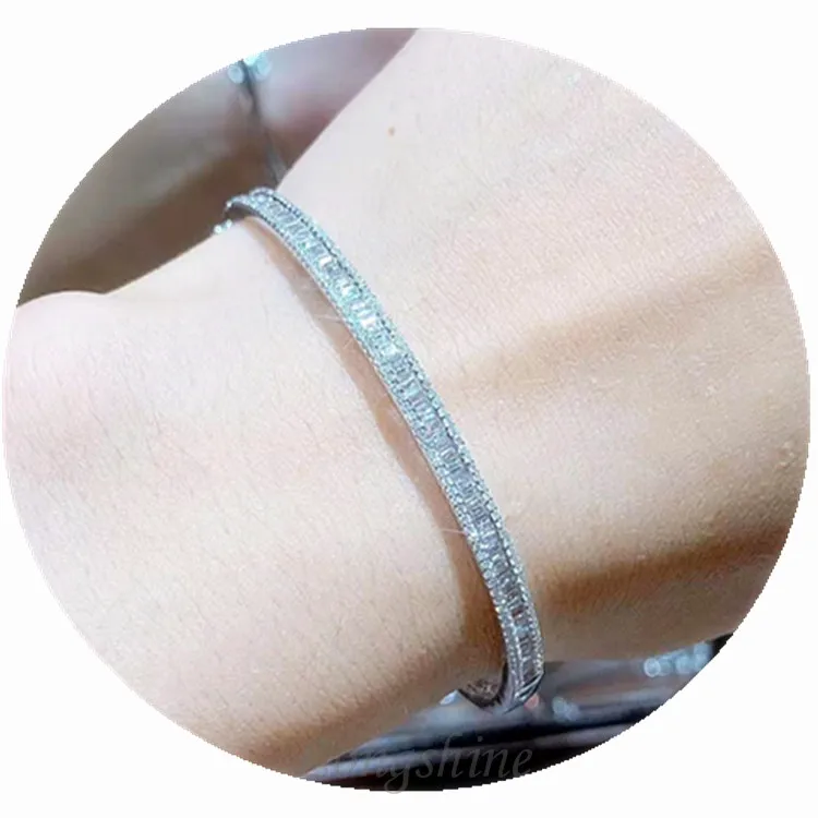 

Exquisite Luxury Christmas New full of Diamond Fashion Square Diamond 18K Solid Gold Women Bracelets, White