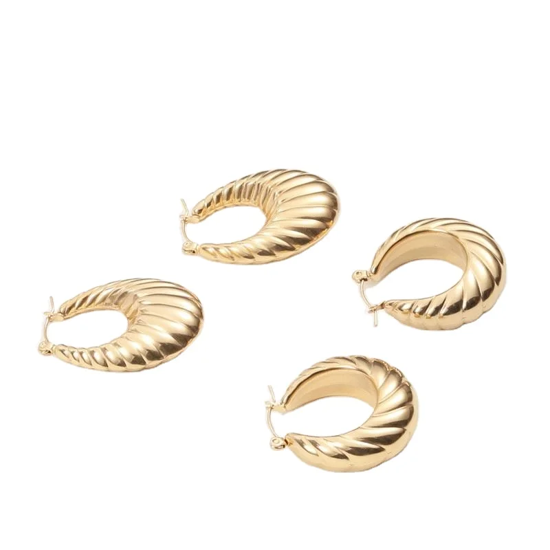 

2021 PVD Gold Plated Hollow Croissant Stainless Steel Hoop Earring Trendy Earring Wholesale Design Jewelry