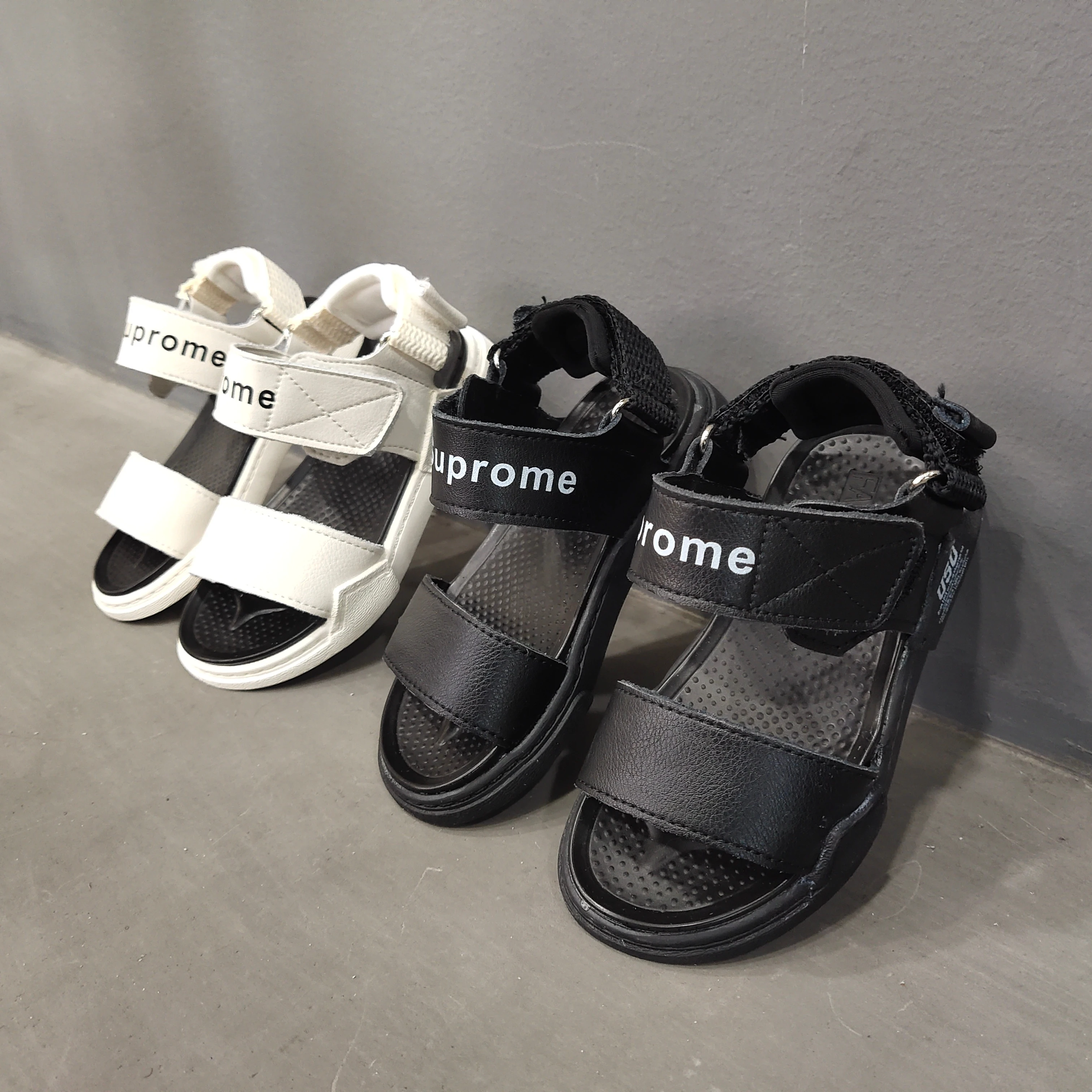 

2021 new summer mesh Roman wind children soft bottom, wild, fashion beach sandals