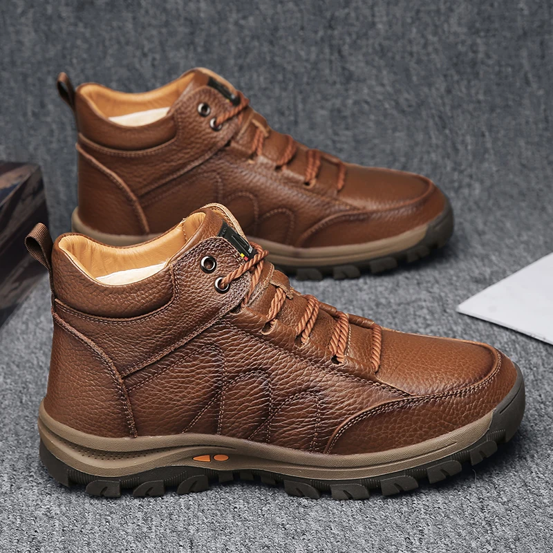 

Chinese Hot Selling Rubber Wear Resistant Hiking Shoes Good Quality Leather Boots For Men, Optional