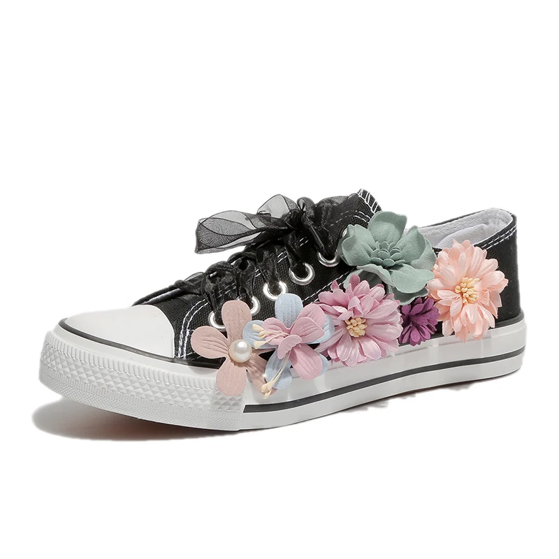 

New wholesale fashion lace flower canvas shoes women 2020, Black,white
