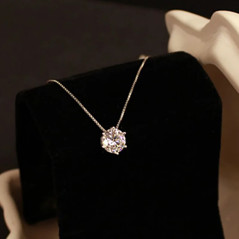 

2021 Korean Shinny Jewelry 925 Sterling Silver Crystal Necklace Geometric Cubic Zirconia Round Pendant Necklace For Women