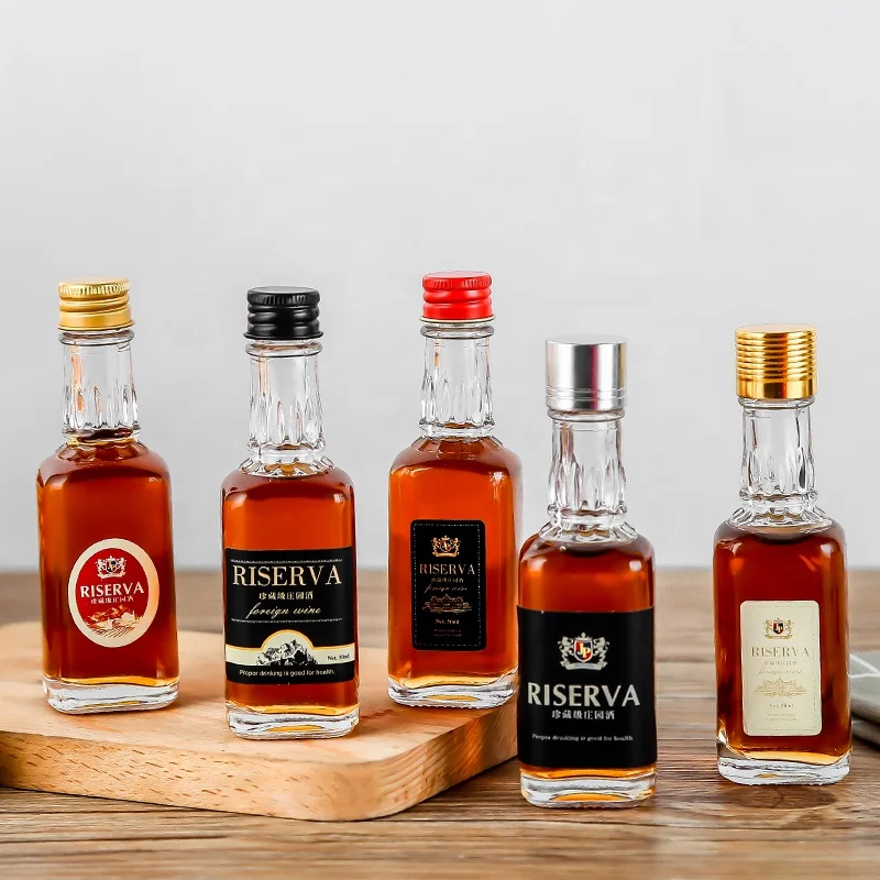 
25ml 50ml 70ml Mini Glass Bottle Clear Wine Liquor Alcohol Spirits Bottle Sales Empty Square Round Glass Bottle 