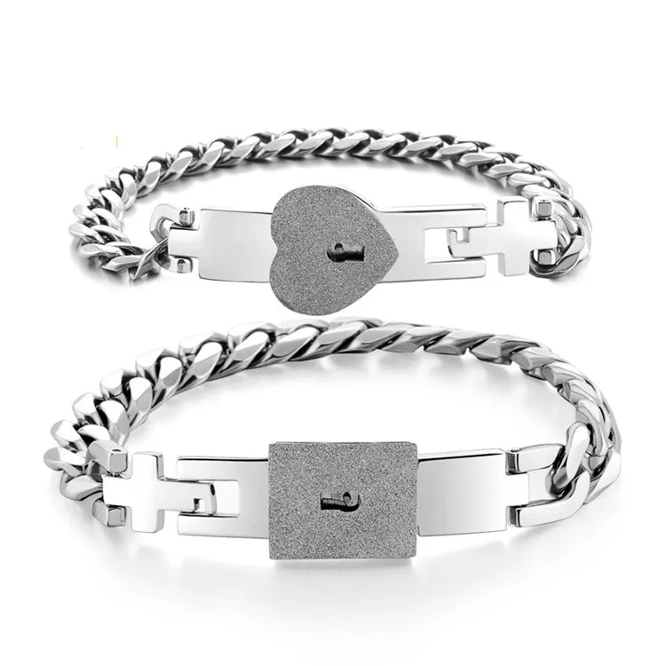 

Titanium Steel Couple Bracelet, A Pair Of Stainless Steel Rose Gold Male And Female Concentric Lock Interlocking Key Bracelet, Picture shows