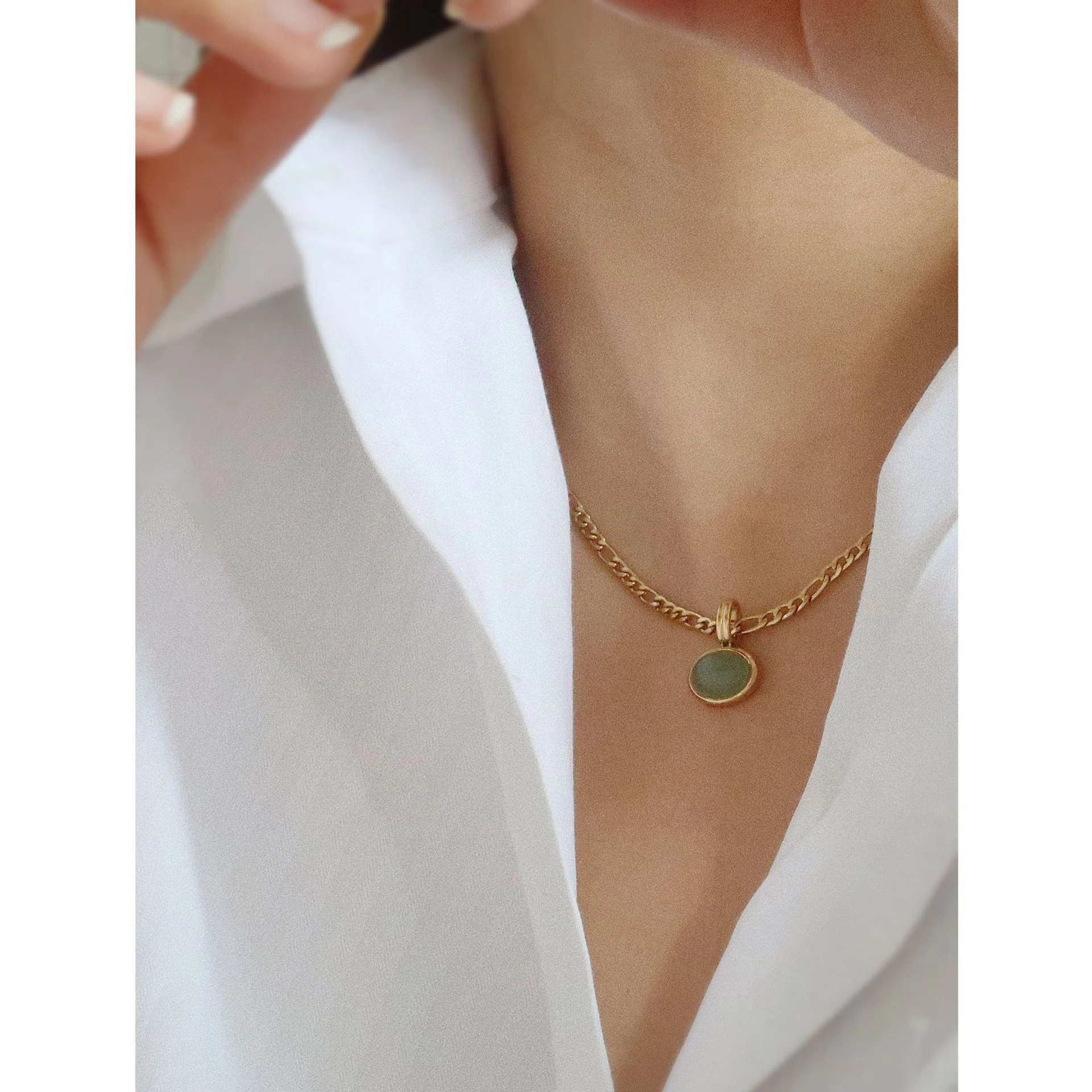 

New Trendy 18K Gold Plated Stainless Steel Jewelry Figaro Chain Gemstone Green Aventurine Pendant Necklace for Women