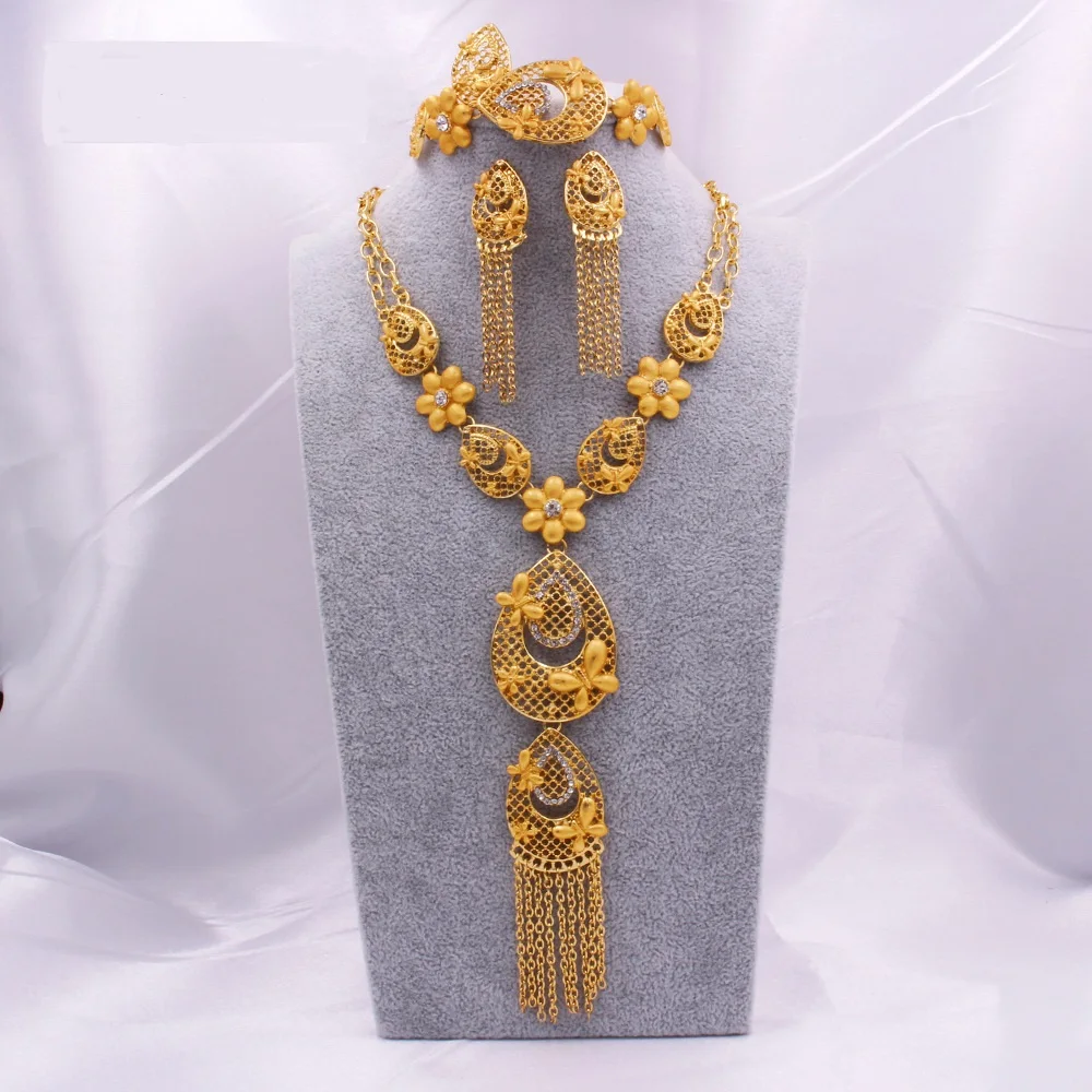 

Dubai 24K gold jewelry set African women's wedding Indian bride necklace ring earring bracelet four sets, Gold color