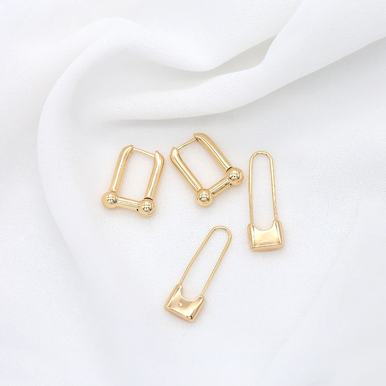 Factory Wholesale 14K Gold Plated Brass Hoop Huggie Earrings