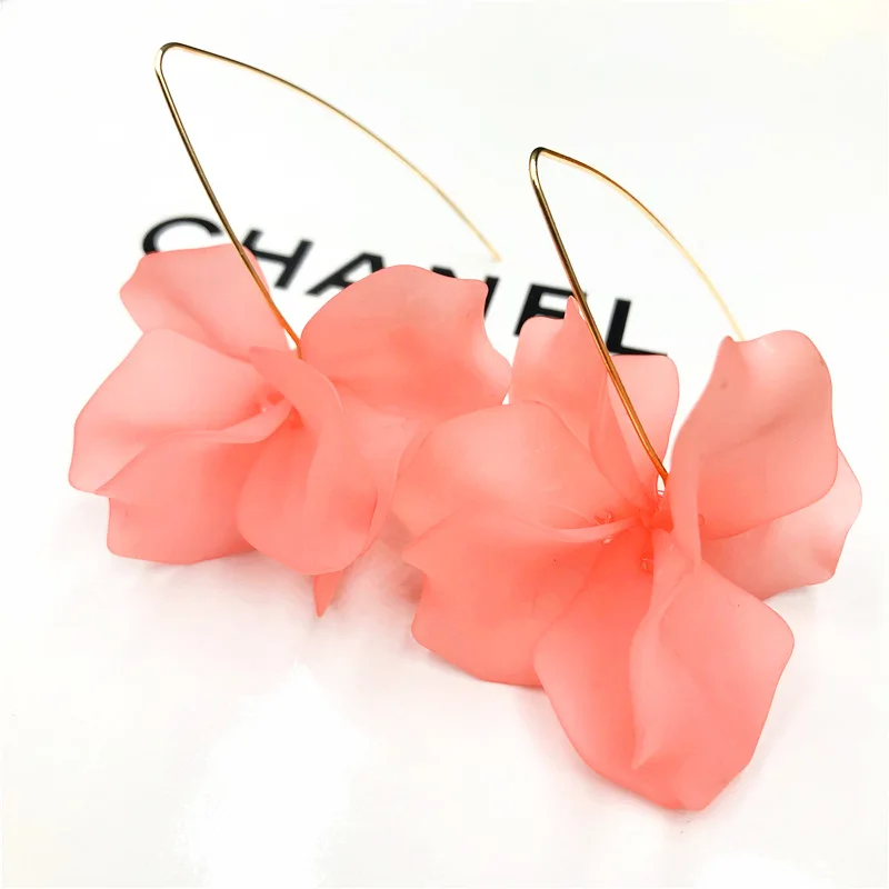 

Ins Hot Selling Exaggerated Pop Floral Drop Dangle Earrings Acrylic Long Flower Hook Earrings Fashion Jewelry Accessory, White, black , green, yellow,red, pink, light pink