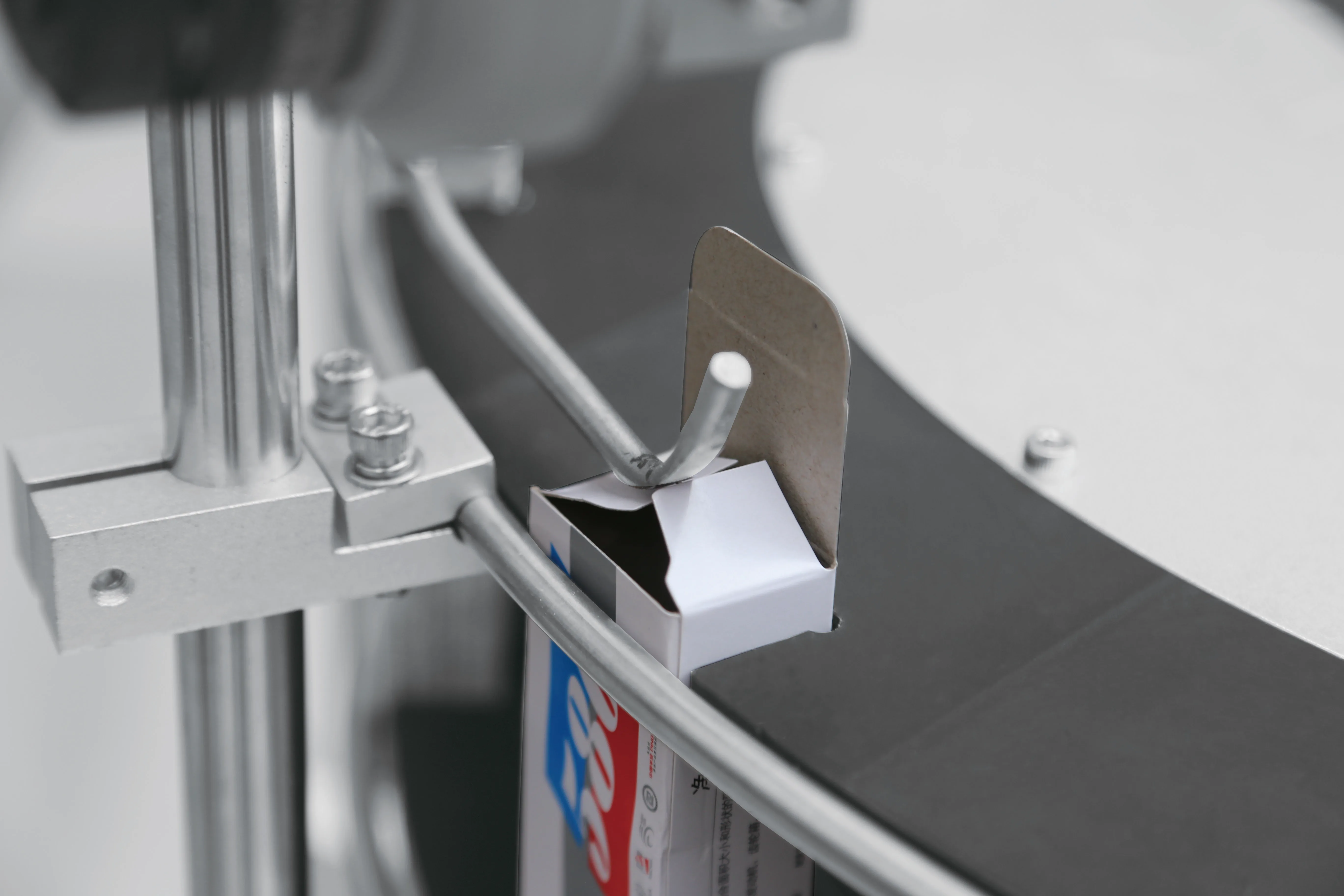 
ZH-50 Factory Price Multifunctional Pharmaceutical Blister Sachet Bottle Tube Vertical Rotary Semi Automatic Cartoning Machine 