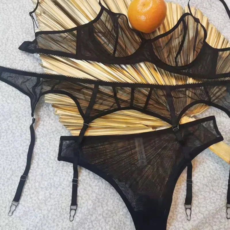

W0328 2021 sexy new thin perspective enticing bra set ladies underwear set