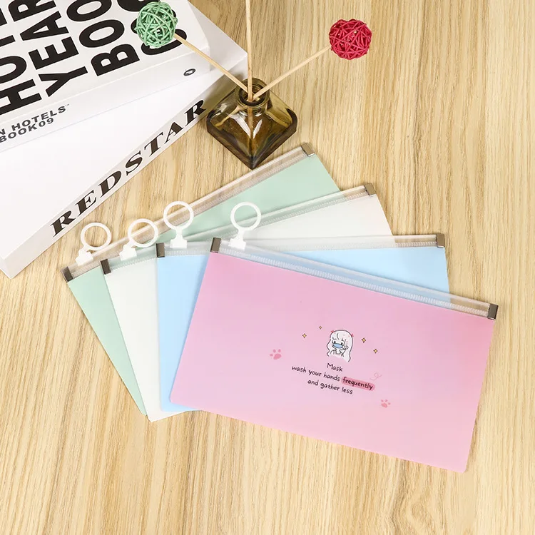 

Plastic Portable Face Maskes Storage case Bags, Colorful