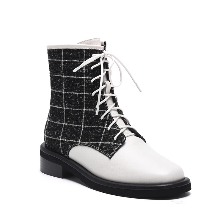 

Flat Ankle Women's Boots Shoes for Winter and Autumn 2019 Handmade Hot Selling Fashion Women's Flat Boots, Black/white