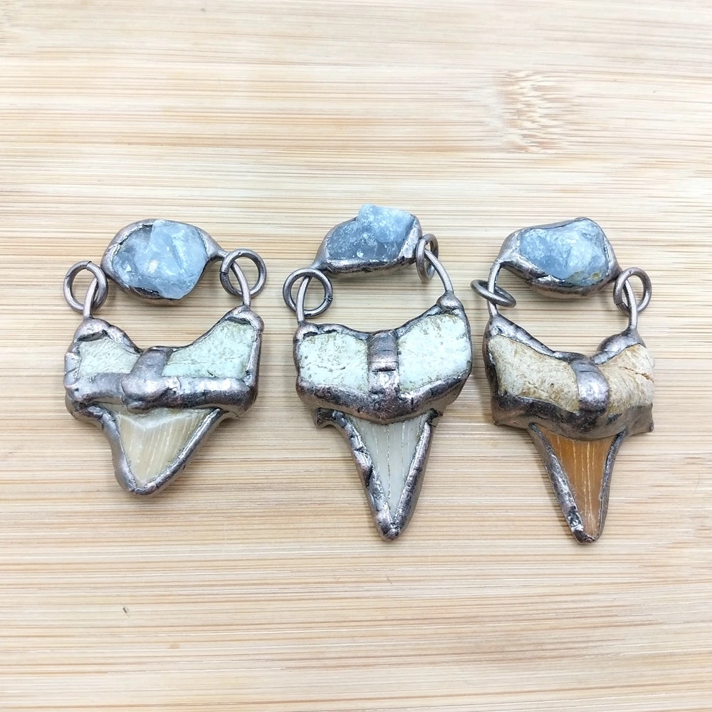 

Natural green fluorite gem stone Shark teeth shape pendant tooth gemstone handmade bronze charms for jewelry Making necklace, Multi natural pendant