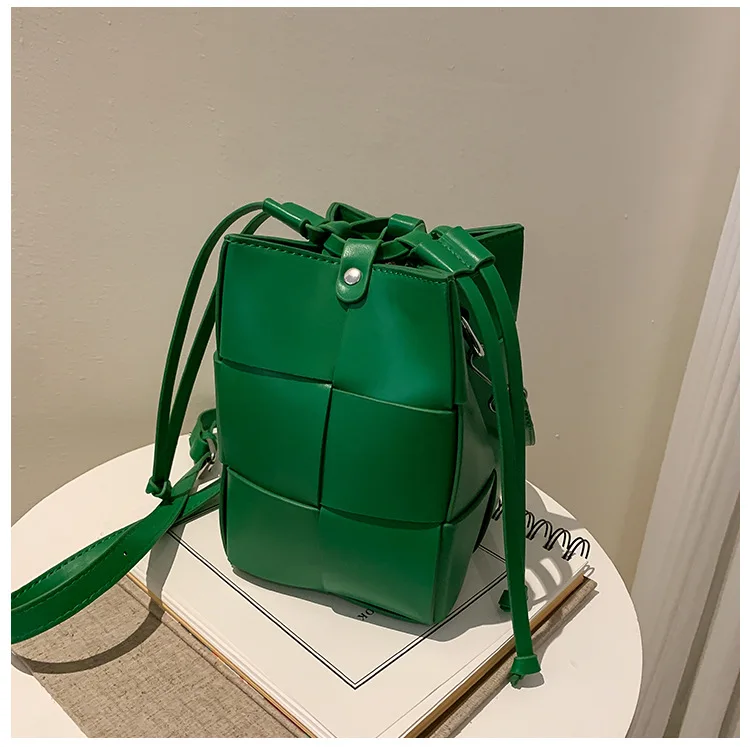 

2022 Summer Candy Color Pu Leather Lining Female Handbags Cross Shoulder Girl Bags Quality Women Mini Pouch Bag, As pictures