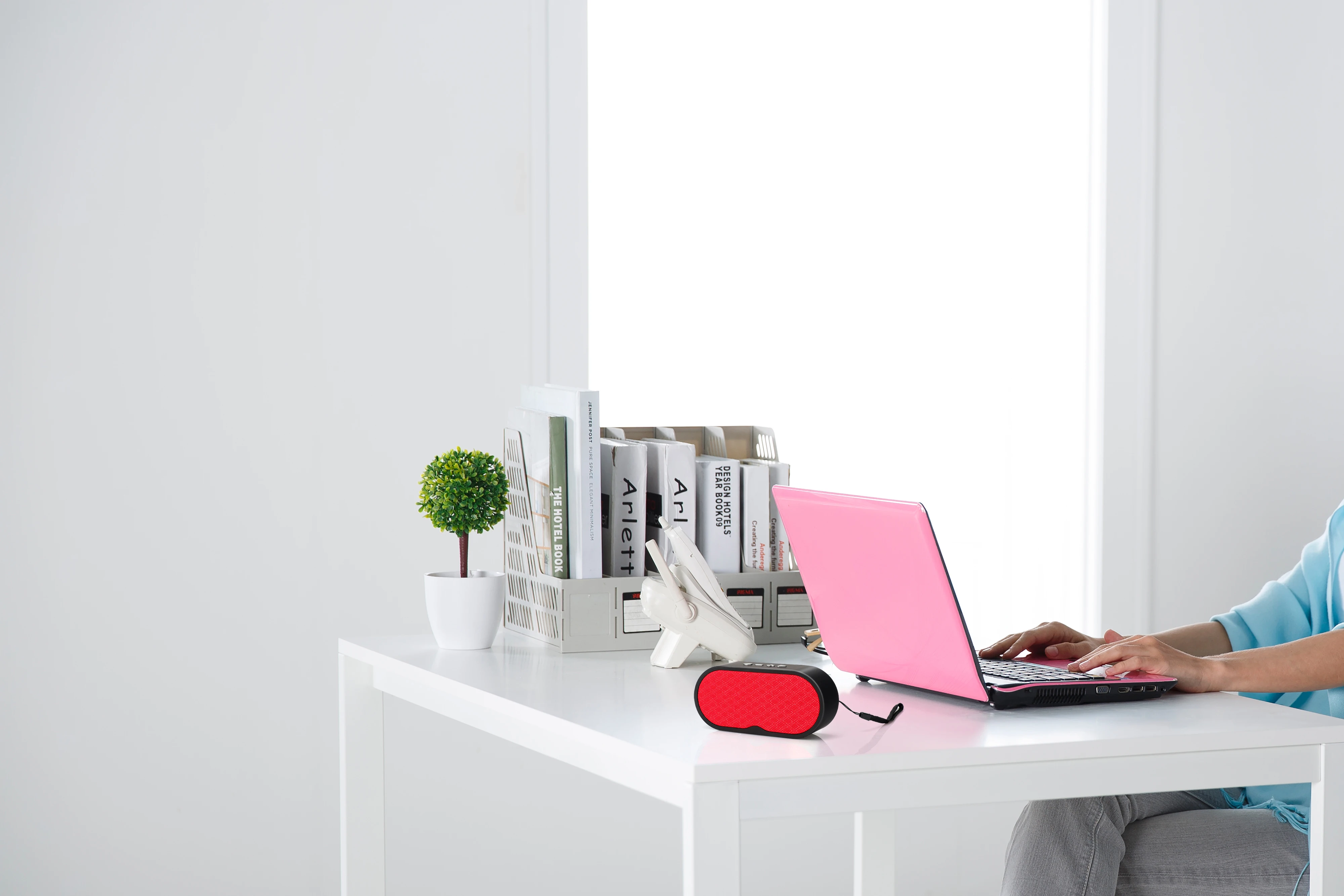 2021 Best Portable Mini Bluetooth Speaker With FM Radio For Christmas Gift - ANKUX.COM