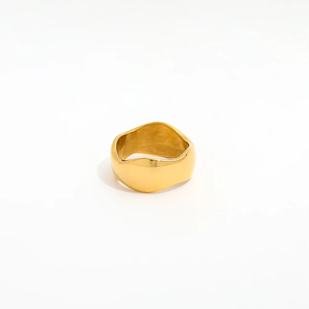 

High End 18K Plain Gold Irregular Cambered Surface Chunky Band Rings Stainless Steel Trendy Simple Gold Plated Jewelry