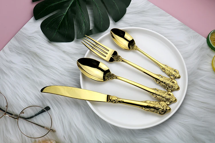gold cutlery set (5)