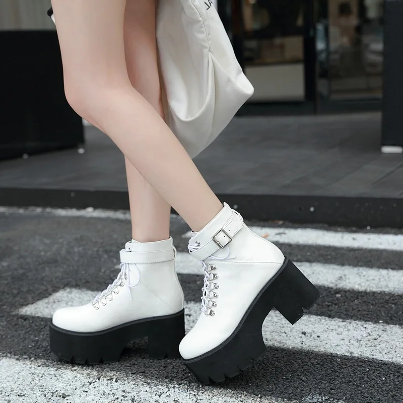 

2021 Fashion Motorcycle Boots Platform Wedges Shoes Women High Heels PU Leather Boots Lace Up Buckle Black White Women Boots