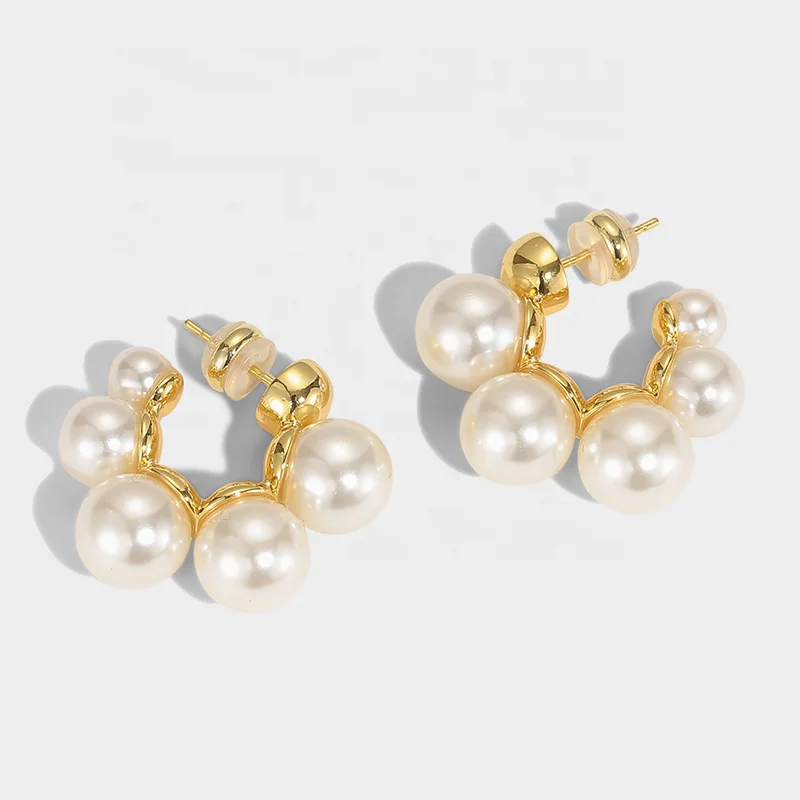 

French Chic High Sense Brass Plated 18k Real Gold C-shaped Inlaid Pearls Earrings, Picture shows