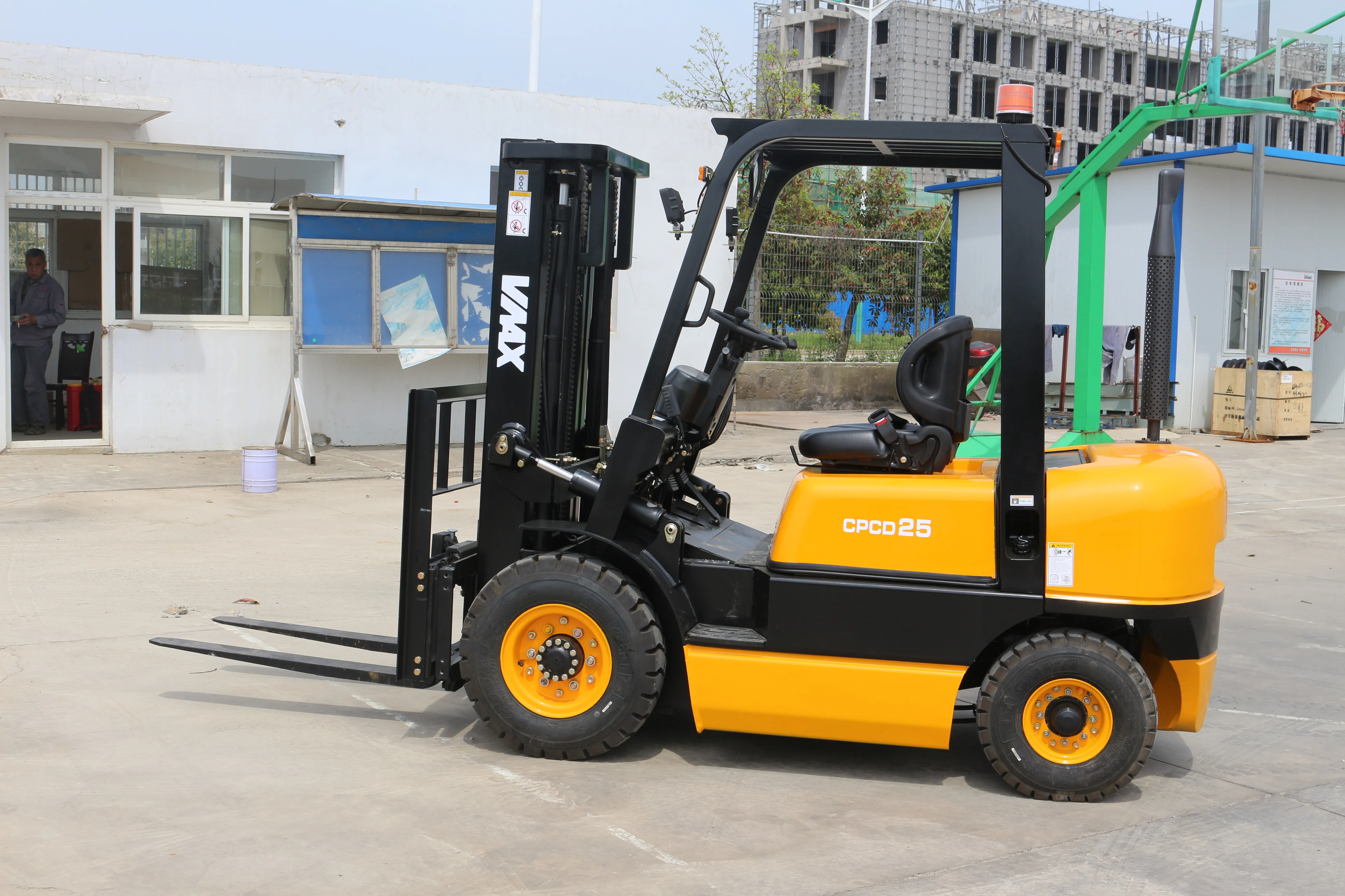 China Brand New Vmax 2 5 Ton Hydraulic Forklift Diesel Forklift Price Cpcd25 Fd25 Forklift Buy Fd25 Forklift 2 5 Ton Hydraulic Forklift Forklift Truck Cpcd25 Product On Alibaba Com