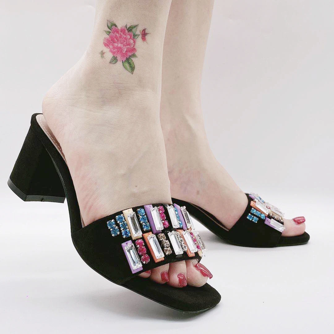 

Top Quality Faux Suede Wholesale Women Shoes Rhinestone Handmade Square Heeled Shoes Summer Beach Slippers Ladies