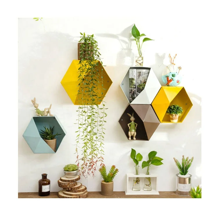 

Custom Indoor Metal Hanging Flower Wall Pot Unique Vertical Garden Pot Green Plant Wall Planter For Gardening