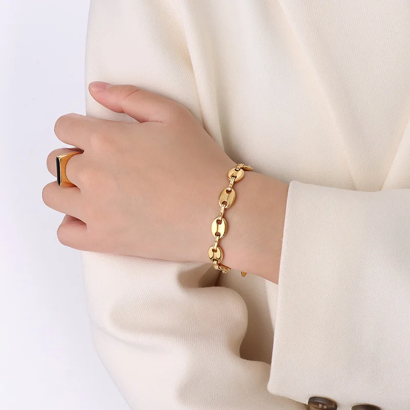 

American Style Real Gold Plated Titanium Steel Pig Nose Bracelet Non Tarnish Stainless Steel Coffee Bean Chain Bracelet