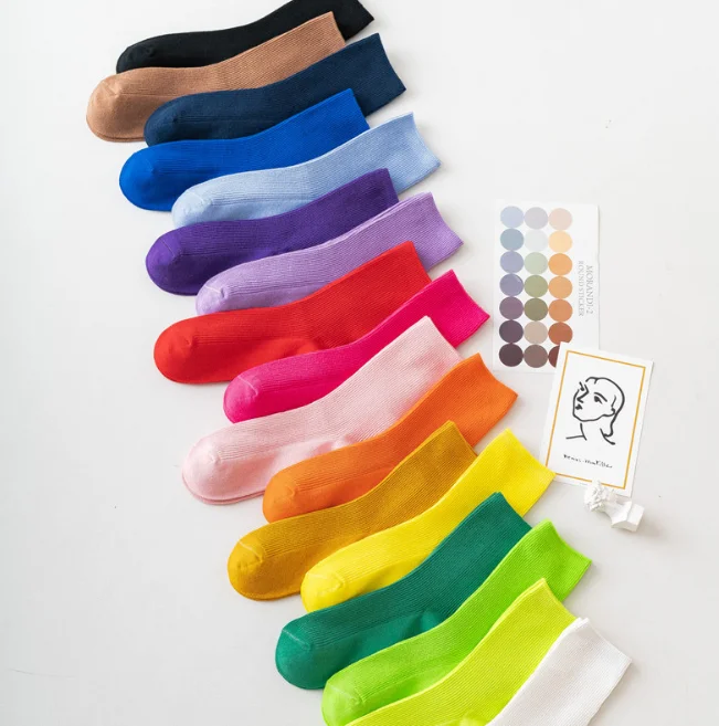 

Hot sale girl's candy color cotton custom crew solid slouch socks women