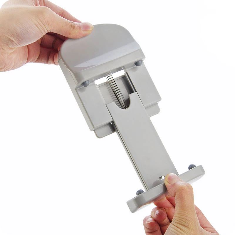 

Creative paste vertical bathroom paper towel clip rack multi-purpose storage rack can do mobile phone holder, As photo