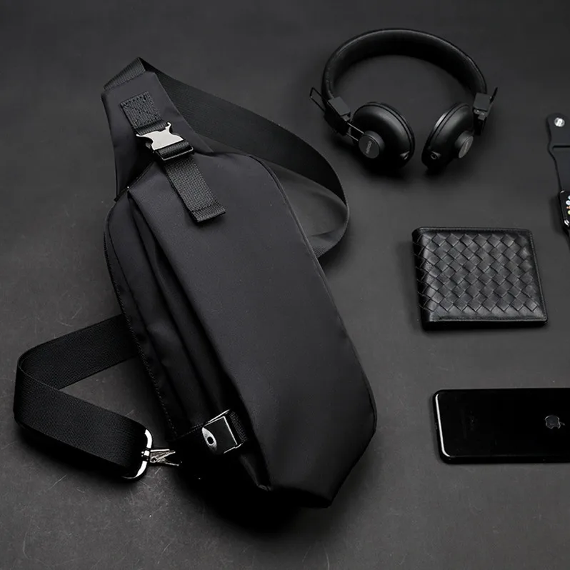 

W1087 Chest bag men's trend small messenger sports leisure bag Korean shoulder waist bag black