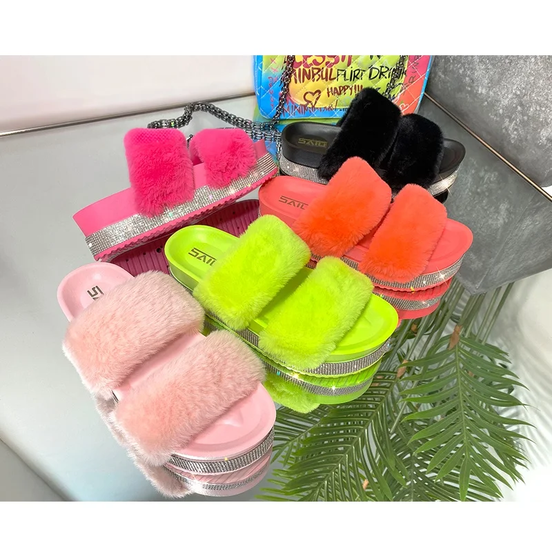 

Winter Fashion Bling Diamond Woman High Heel Beach Slides Fashion Plush Fur Slippers For Women Outdoor Slippers, Pink/black/peach/blue