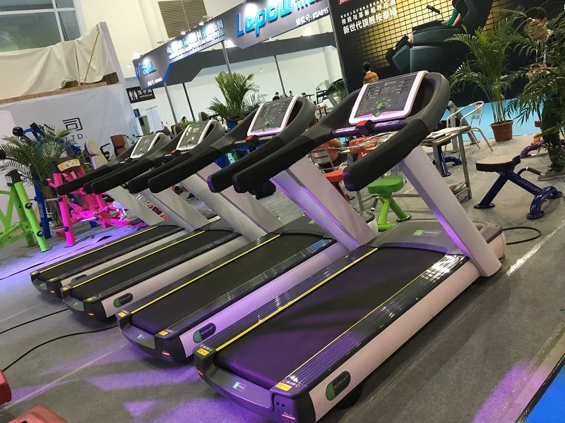 Commercial Treadmill (3).JPG