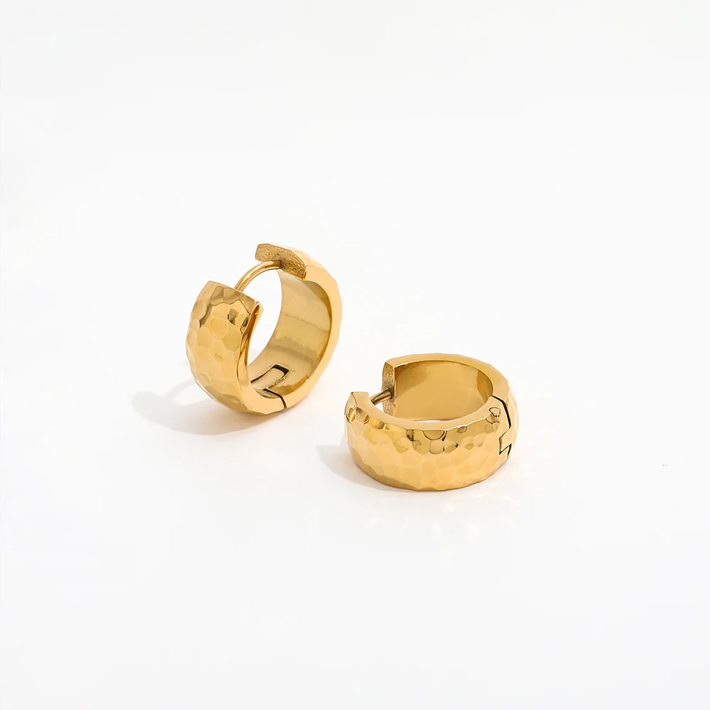 

New Trendy Earring 18K Gold Plated Hammer Stria Hoop Earrings Rope Stainless Steel Earrings Wholesale