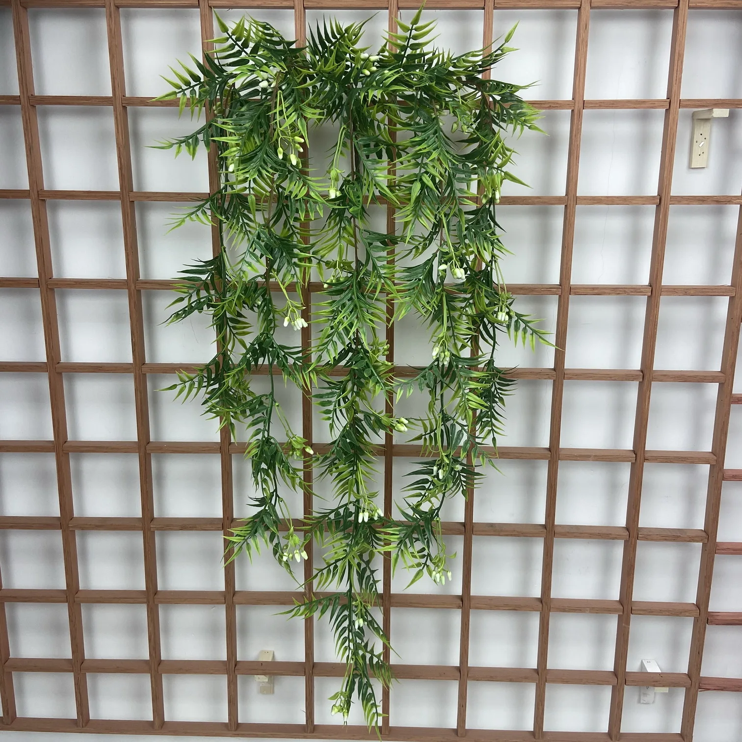 

Wholesale plant wall 100cm high artificial plastic green hanging plants vertical decorative artificial hanging vines