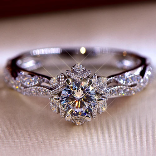 

Elegant Vintage Fashion Spot wholesale KYRA0772 CZ Ring Platinum Plated Geometric Shape 3A Zircon Wedding Ring for Women, Silver