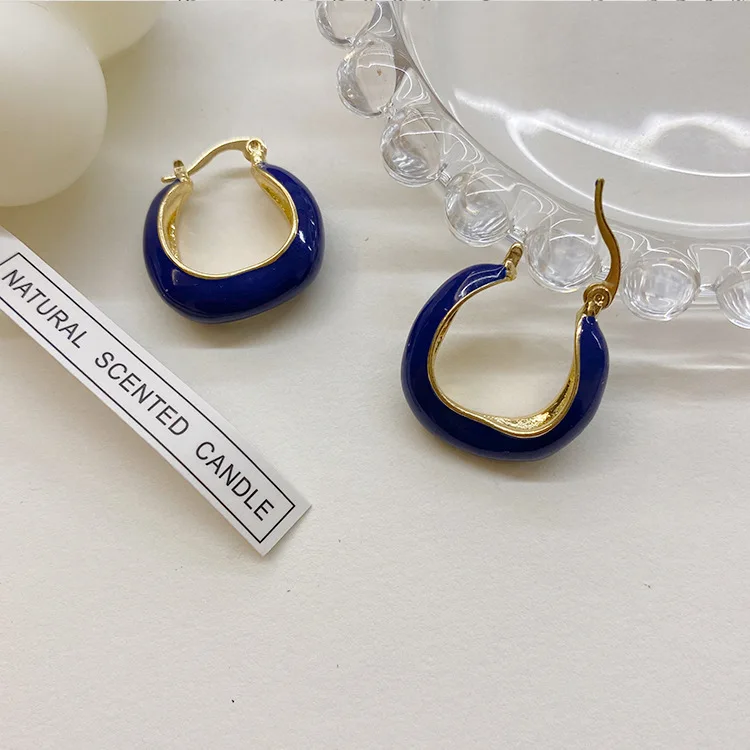 

Korean Trendy Dark Blue Enamel Snap Closure Hoop Earring For Ladies Girls